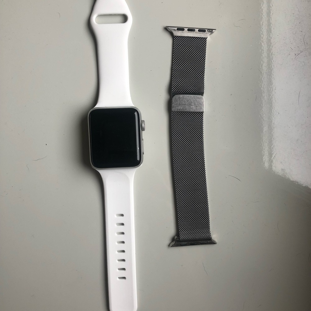 Apple Watch Series 3 with GPS and LTE 42mm